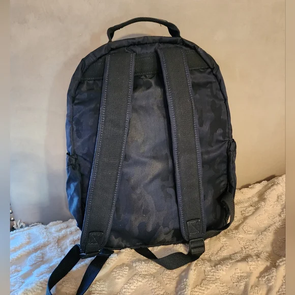 Kipling Seoul Large 15” Laptop Backpack Navy Blue Camo School Book Bag No Ape - Picture 3 of 11